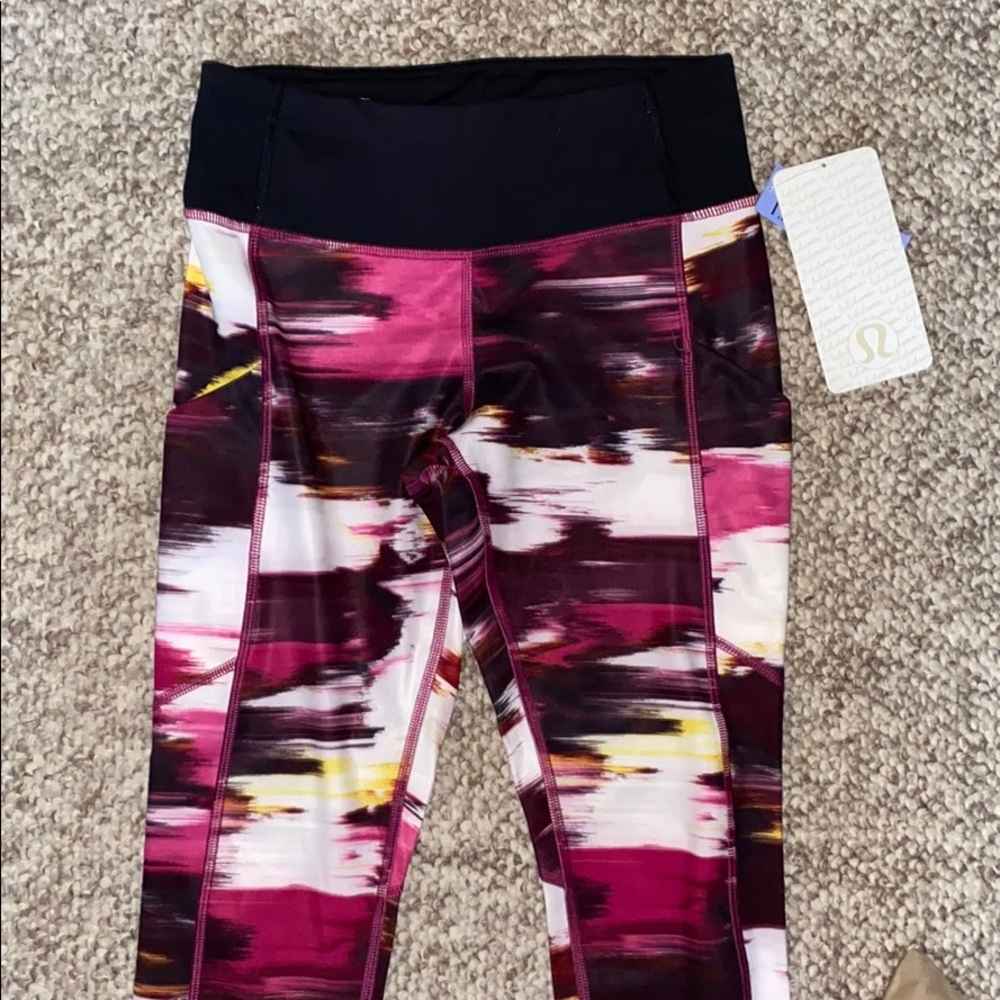 Lululemon Speed Tight IV, size 4, NWT.